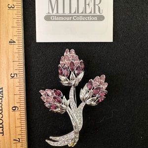 Nolan Miller Brooch Pin Swarovski Rhinestones 3 Flowers Bouquet Purple in Box